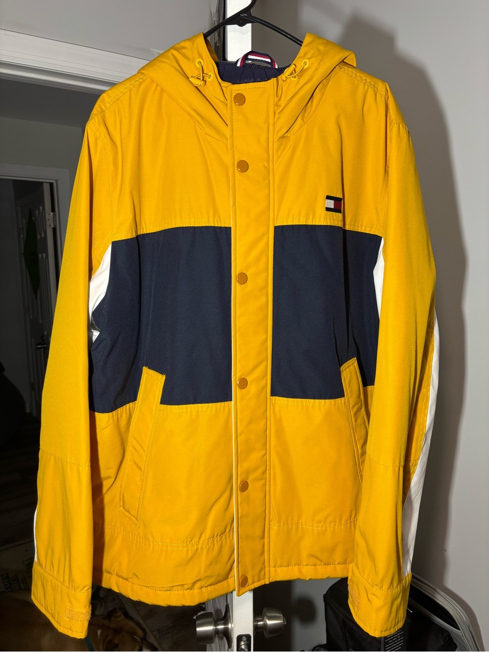 BRAND NEW Tommy Hilfiger Colorblock Puffer Jacket Yellow Navy White Men's XL